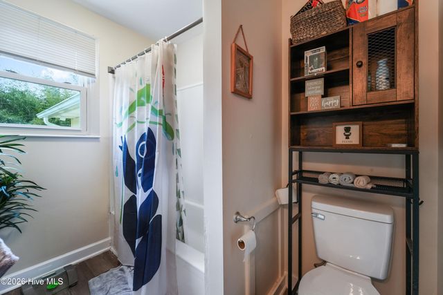 309 Woodhaven Drive, Jacksonville, NC 28540