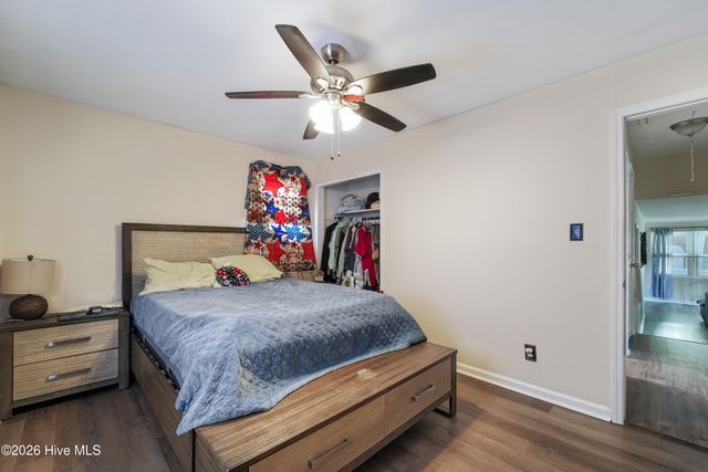 309 Woodhaven Drive, Jacksonville, NC 28540