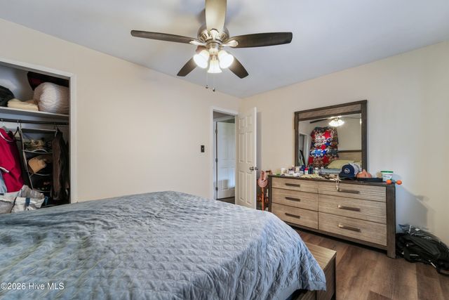 309 Woodhaven Drive, Jacksonville, NC 28540