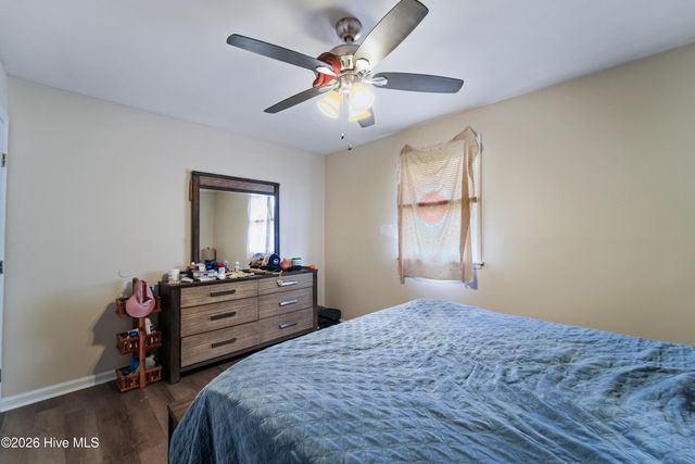 309 Woodhaven Drive, Jacksonville, NC 28540