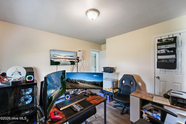 309 Woodhaven Drive, Jacksonville, NC 28540