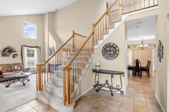 38 Sweetgum Lane, Miller Place, NY 11764