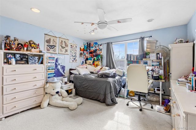 38 Sweetgum Lane, Miller Place, NY 11764