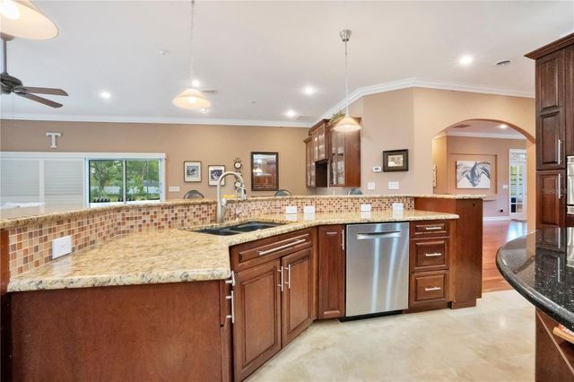 5785 GILLIAM ROAD, Orlando, FL 32818