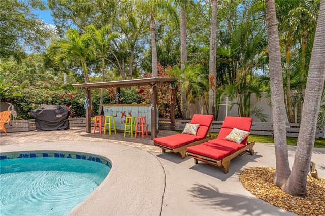 808 RUSTIC OAKS DRIVE, Palm Harbor, FL 34684