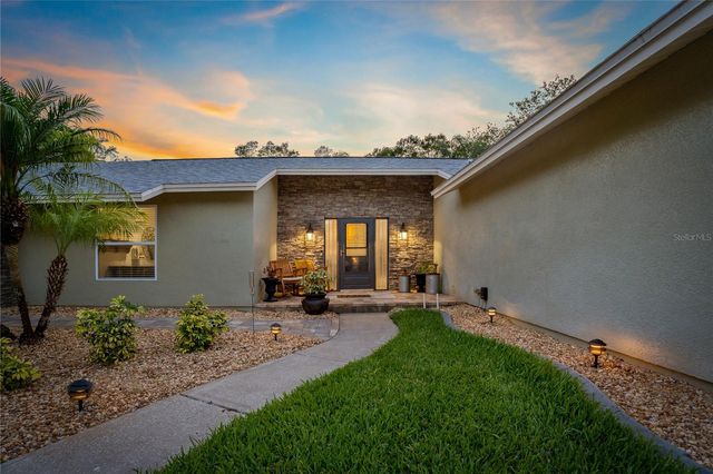 808 RUSTIC OAKS DRIVE, Palm Harbor, FL 34684