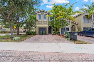 1452 SE 25th Avenue, Homestead, FL 33035