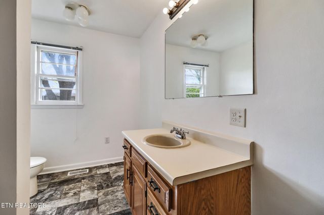 70 Westwind Drive, Crossville, TN 38555