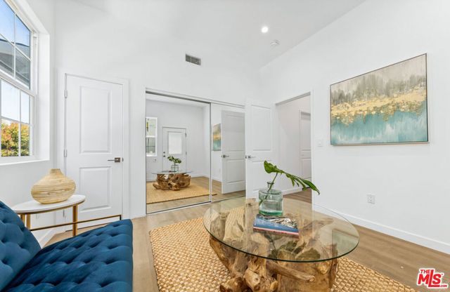 2957 Midvale Avenue, Los Angeles, CA 90064