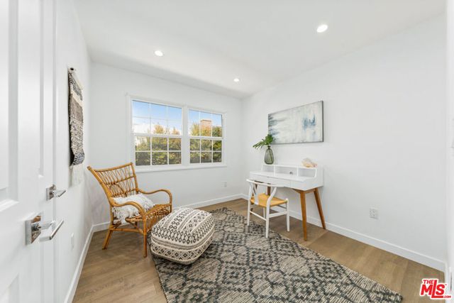 2957 Midvale Avenue, Los Angeles, CA 90064