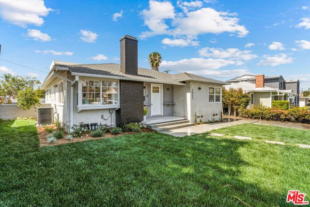 2957 Midvale Avenue, Los Angeles, CA 90064