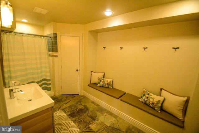 104 CAMP DAVID RD, Wilmington, DE 19810