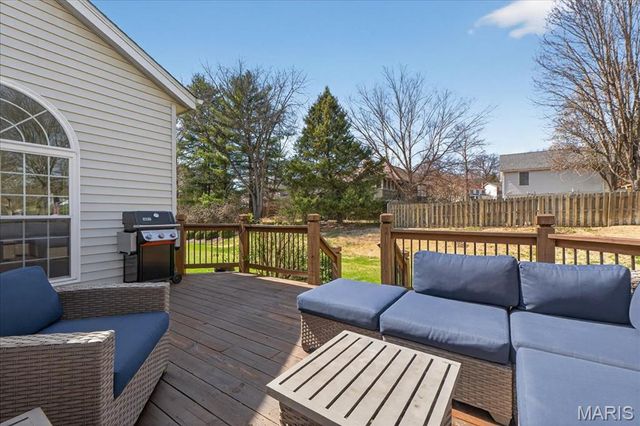 631 Loehr Estates Drive, Ballwin, MO 63021