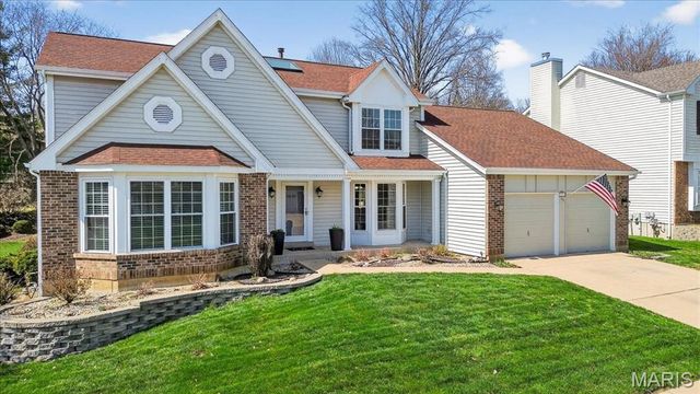 631 Loehr Estates Drive, Ballwin, MO 63021