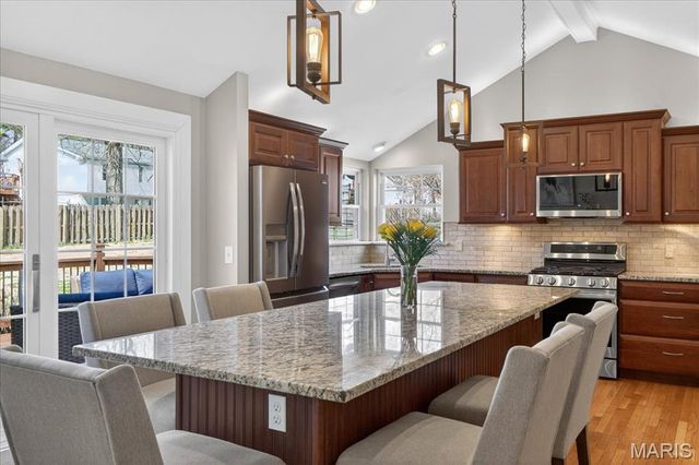 631 Loehr Estates Drive, Ballwin, MO 63021