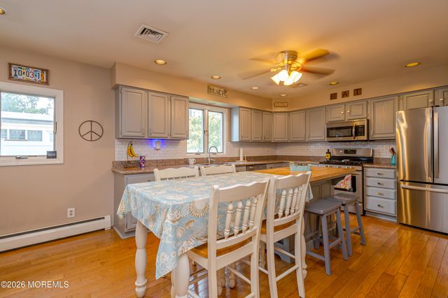 965 Beacon Avenue, Brick, NJ 08723