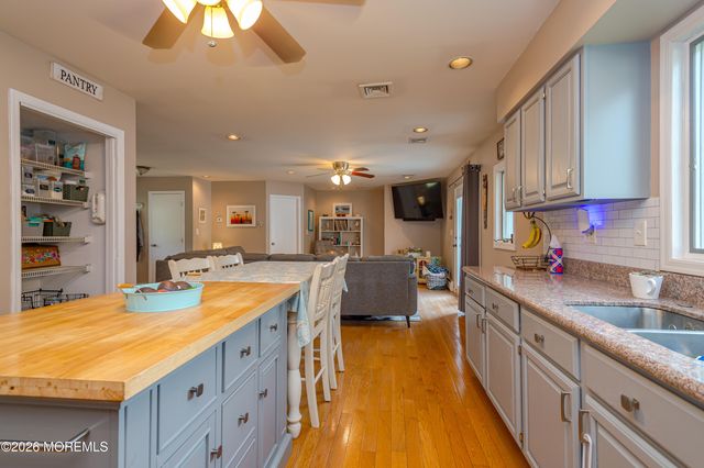 965 Beacon Avenue, Brick, NJ 08723