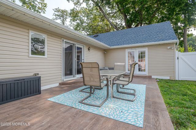 965 Beacon Avenue, Brick, NJ 08723