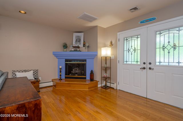 965 Beacon Avenue, Brick, NJ 08723