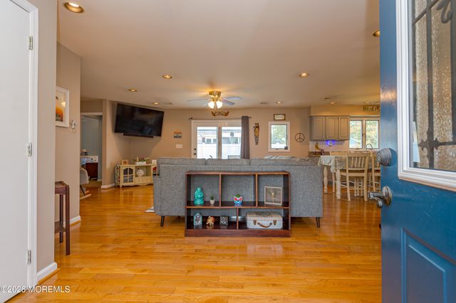 965 Beacon Avenue, Brick, NJ 08723