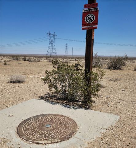 38 Calico Road, Adelanto, CA 92301