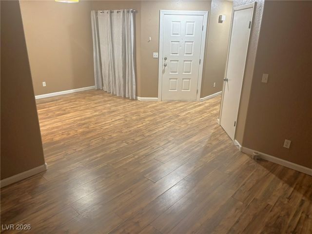 1541 Linnbaker Lane 202, Las Vegas, NV 89110