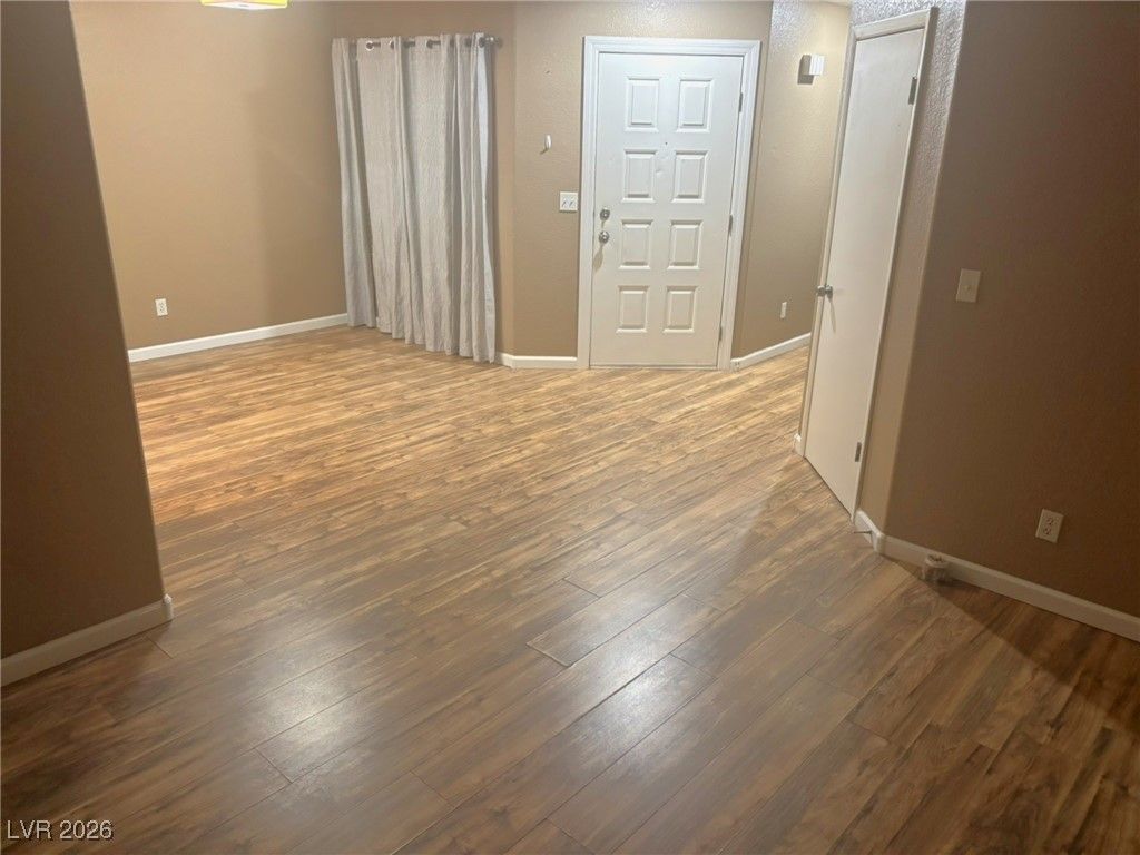 Image 2 of property listing at 1541 Linnbaker Lane 202, Las Vegas, NV 89110