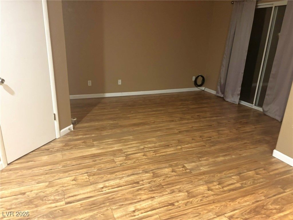 Image 4 of property listing at 1541 Linnbaker Lane 202, Las Vegas, NV 89110