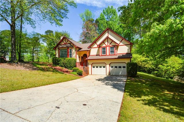2261 Byron SW Court, Marietta, GA 30064