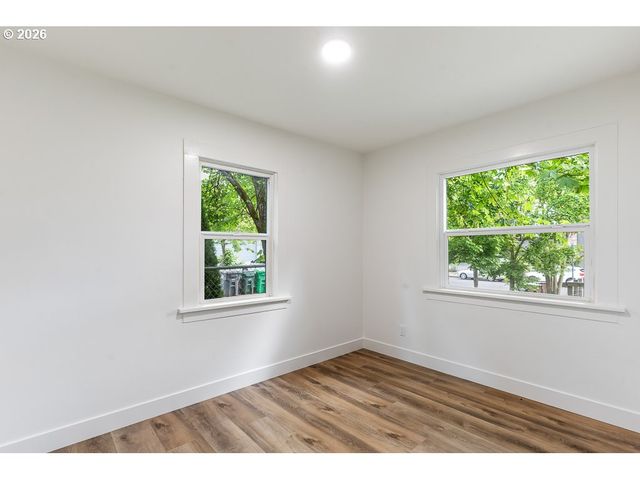 1189 Ne TURNER Dr, Hillsboro, OR 97124