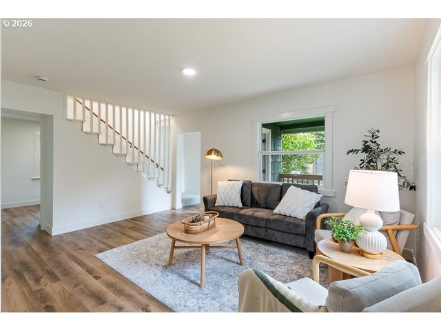 1189 Ne TURNER Dr, Hillsboro, OR 97124