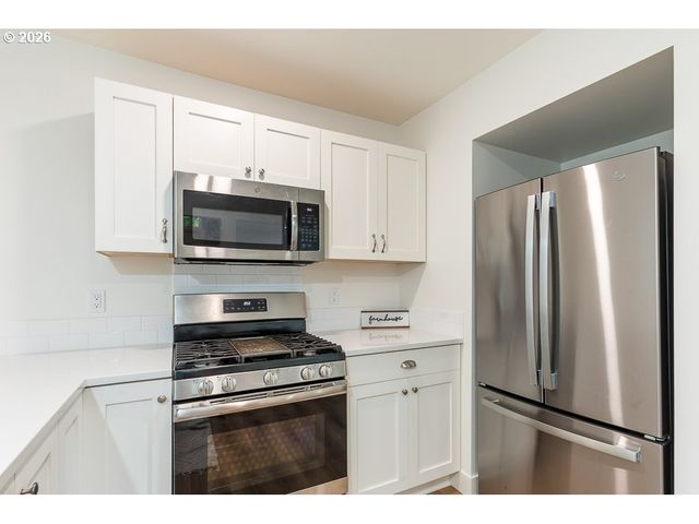 1189 Ne TURNER Dr, Hillsboro, OR 97124