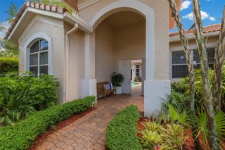 1604 Victoria Pointe Lane, Weston, FL 33327