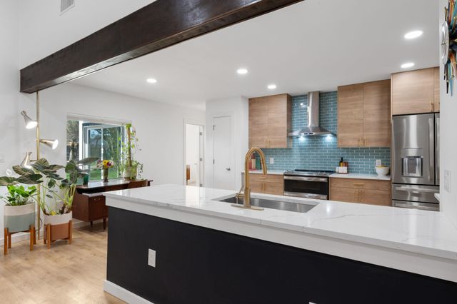 116 Southcross RD, Georgetown, TX 78628