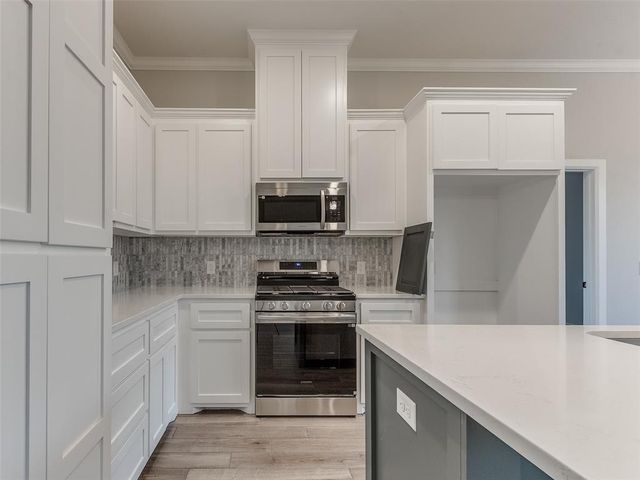 11600 SW 15th Terrace, Yukon, OK 73099