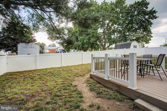 1311 MARVIC DR., Chambersburg, PA 17202