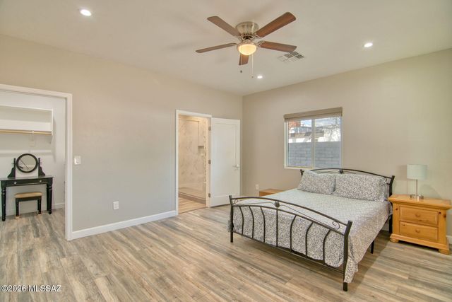 3304 E Elida Street, Tucson, AZ 85716
