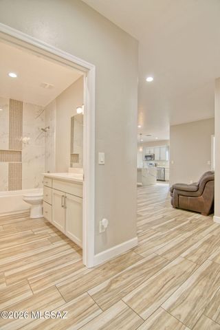 3304 E Elida Street, Tucson, AZ 85716