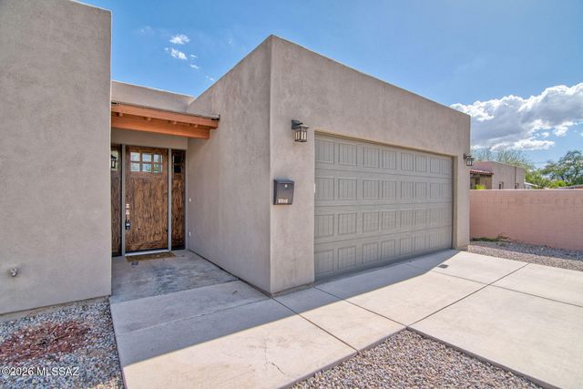 3304 E Elida Street, Tucson, AZ 85716