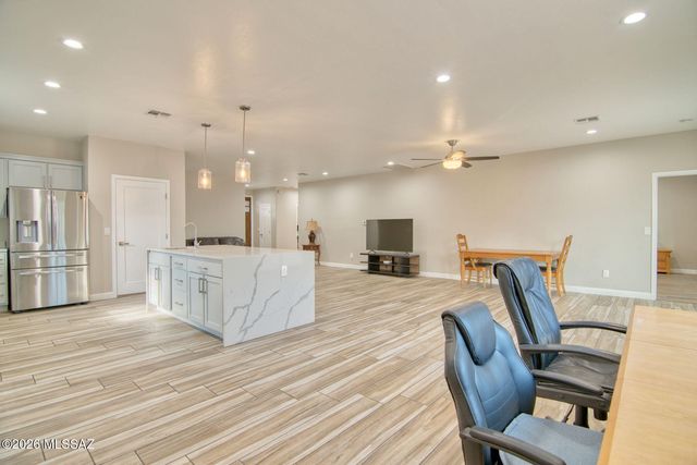 3304 E Elida Street, Tucson, AZ 85716