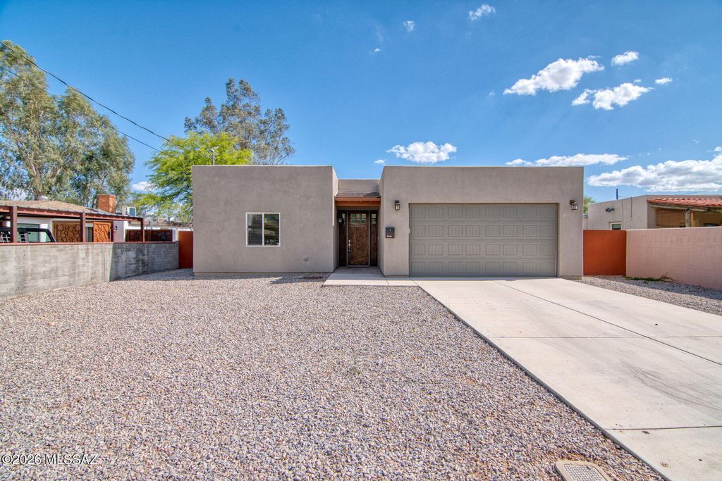 3304 E Elida Street, Tucson, AZ 85716