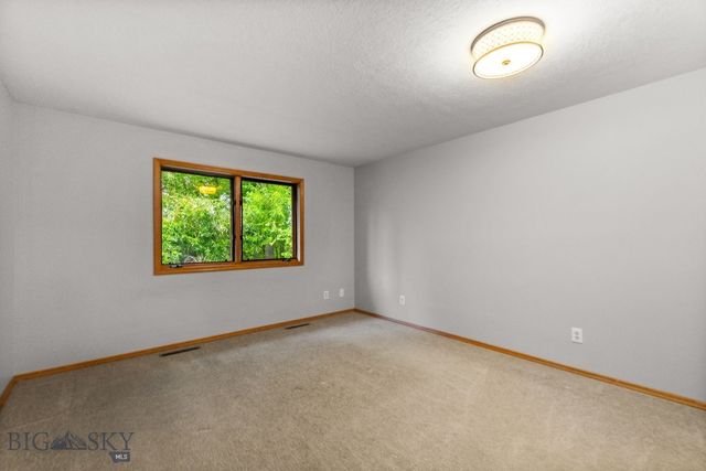 707 S 15th Avenue, Bozeman, MT 59715