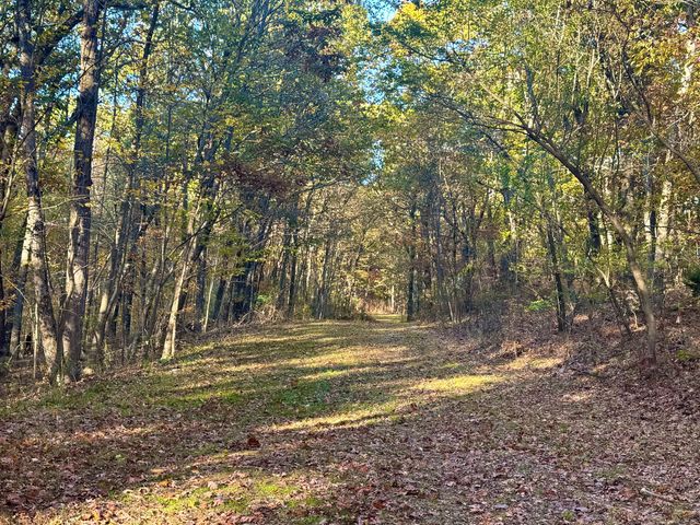 Mountain Laurel Drive, Middletown, CT 06457