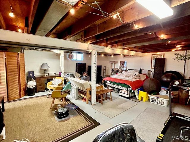 3823 Michigan Avenue, St Louis, MO 63118