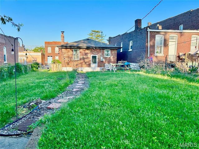 3823 Michigan Avenue, St Louis, MO 63118
