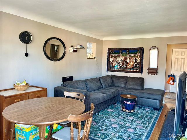 3823 Michigan Avenue, St Louis, MO 63118