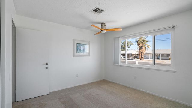 43255 Illinois Avenue, Palm Desert, CA 92211