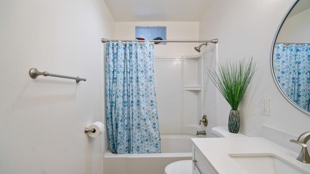 43255 Illinois Avenue, Palm Desert, CA 92211