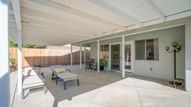 43255 Illinois Avenue, Palm Desert, CA 92211