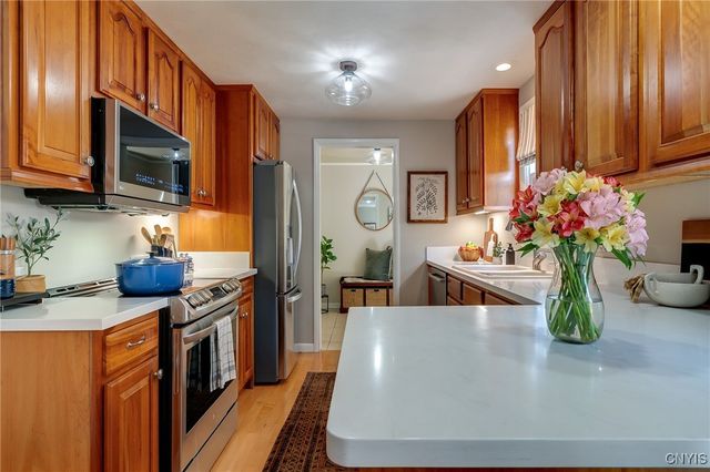 8228 Exeter Drive, Lysander, NY 13027